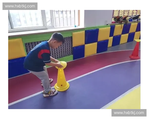 斜线滑步技巧解析与训练方法提升身体协调性和运动表现 斜线滑步技巧解析与训练方法提升身体协调性和运动表现