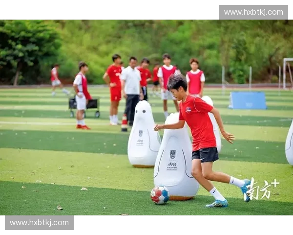 提升防守意识与技巧在现代足球比赛中的重要性与实践探索